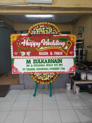 Papan Bunga di Tambi Lor Sliyeg